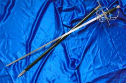 10456